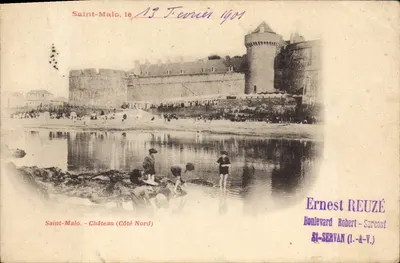 Saint-Malo - Zamek (Strona Północna) — widok z zamku z dziećmi w wodzie — Ernest REUZÉ, Boulevard Robert-Surcouf