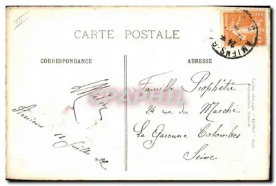 Amiens — Pomnik z brązu biskupa Évrarda de Fouilloy w katedrze — La Picardie — Rewers