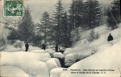 Bilhete postal antigo Dauphine Nossos Alpinos em marcha de inverno na vallée da Clairee Caçadores Alpinos Militaria