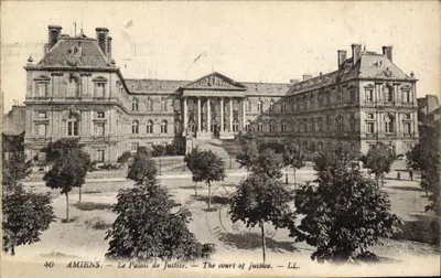 Amiens — O Palácio de Justiça — LL. — N°40