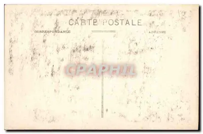 Les Baux - Bergfried des feudalen Schlosses, errichtet im 10. Jahrhundert von Pons dem Jüngeren — Rückseite