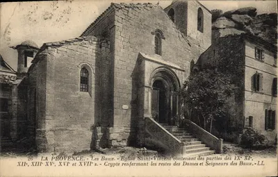 Les Baux — Igreja de São Vicente e cripta — LL