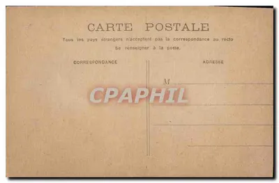 Paris - Câmara dos Deputados — vista do edifício com colunatas e estátuas — editor não identificado — Verso