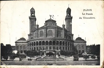 Paris — O Palácio do Trocadero — editor desconhecido, número de série não visível