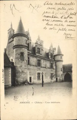 Amboise — Castelo — Pátio interno — B. F., Paris, n°10