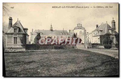 Meslay-le-Vidame (Eure-et-Loir) — O Castelo, lado Sul.