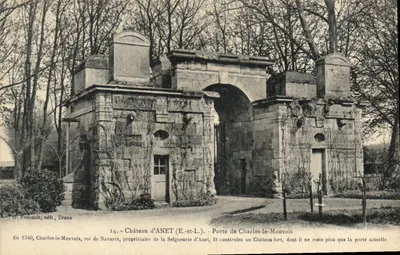 Castelo de Anet (E-et-L.) — Porta de Charles-le-Mauvais — G. Foucault, editor, Dreux