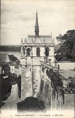 Castelo de AMBOISE — A Capela — ND Phot