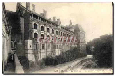 Blois — O Castelo — A Fachada de Francisco I — L.I.
