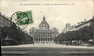 Saint-Étienne — Place de l'Hôtel-de-Ville — CG.