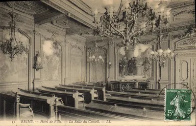 Reims — Hotel de Ville — A Sala do Conselho — LL