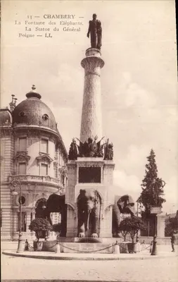 Chambéry — A Fonte dos Elefantes, estátua do General Boigne — LL
