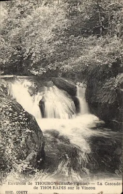 Ao redor de THOURON (Haute-Vienne) — A Cascata no Vincou — Ed. COUTY