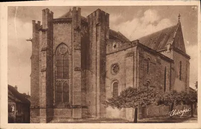 Saint-Yrieix (Haute-Vienne) — Chevet da Igreja — Théojac
