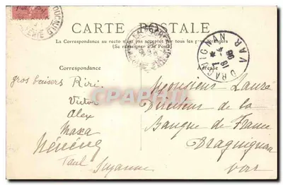 Castelo de LA ROCHEFOUCAULD — Cour d'Honneur — Le Puits — E. Danière, Coffeure — Verso