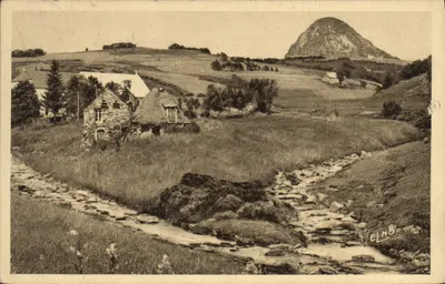 Gerbier dos Joncs — A Loire e seu primeiro confluente, a Aigueneire (Rivière Noire) — Edição de Arte Léon Margerit, n° 10.520
