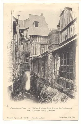 Caudebec-en-Caux — Velhas Casas da Rue de la Cordonnerie sobre o Rio Sainte-Gertrude — Livraria-Papelaria, P. VÉDIE