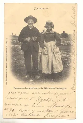 Bäuerliche Familie aus der Umgebung von Riom-ès-Montagne — Auvergne — Lib. Kossman-Becker, Maurine (St-Cré, Lot)