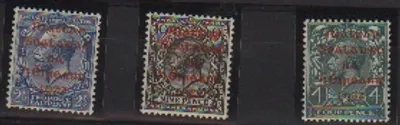 Irlandia Irlandia - seria z kwietnia/lipca 1922 nadruk Rialtas w czerwonym kolorze ** Stan doskonały Zestaw z 3 MNH Superb i rzadki !